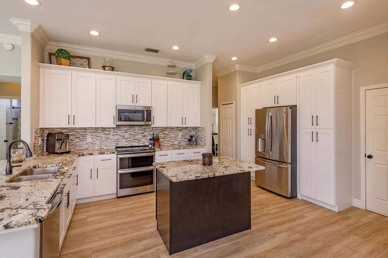 LAKE FOREST SEC 4A - Residential