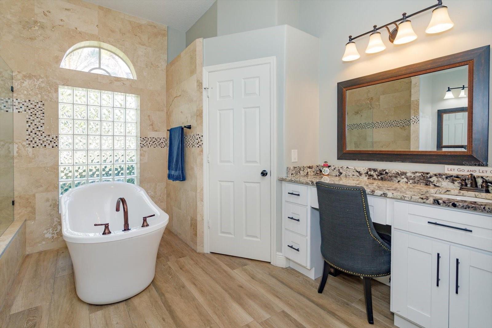 LAKE FOREST SEC 4A - Residential