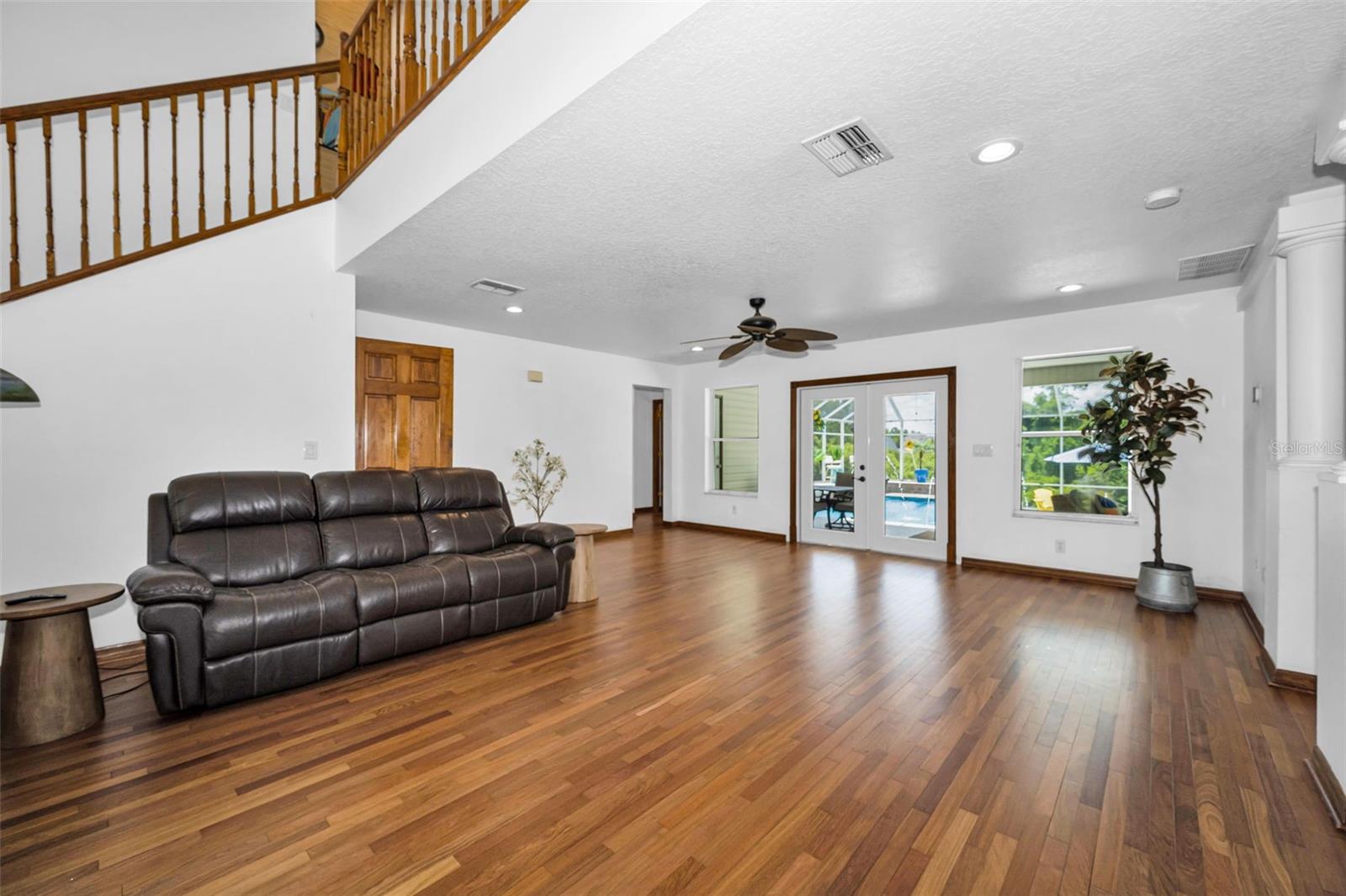 GOLDEN ACRES ESTATES - Residential