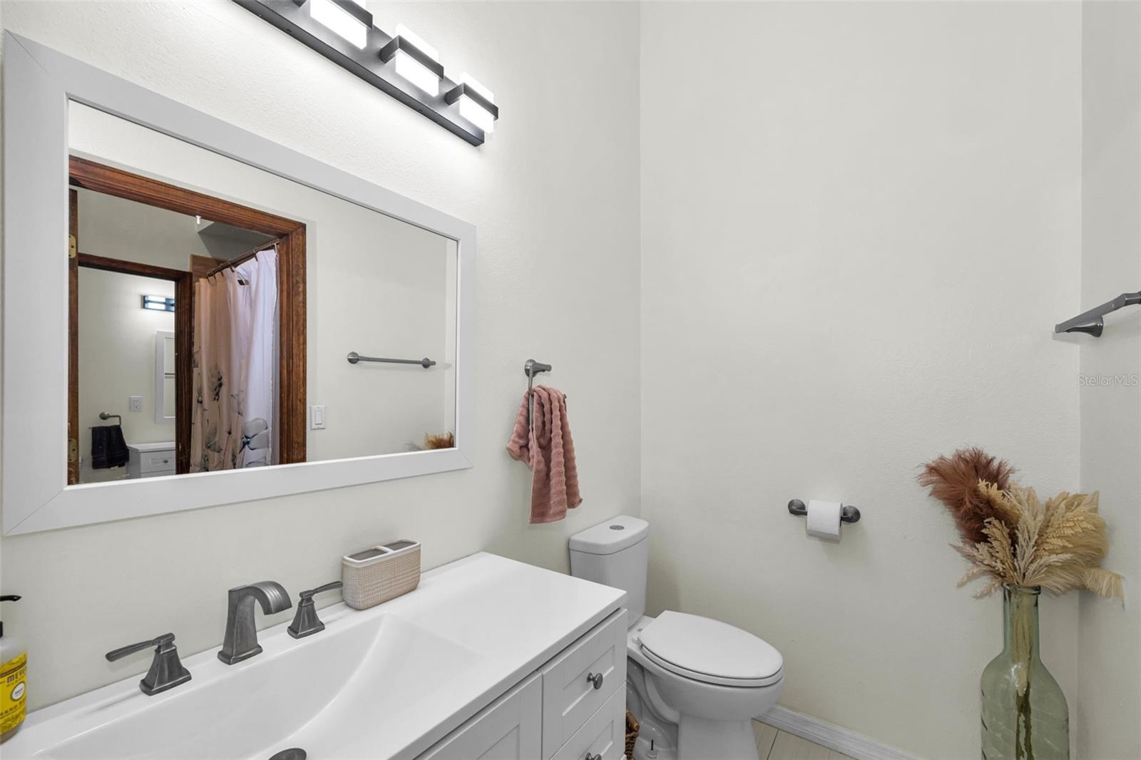 GOLDEN ACRES ESTATES - Residential