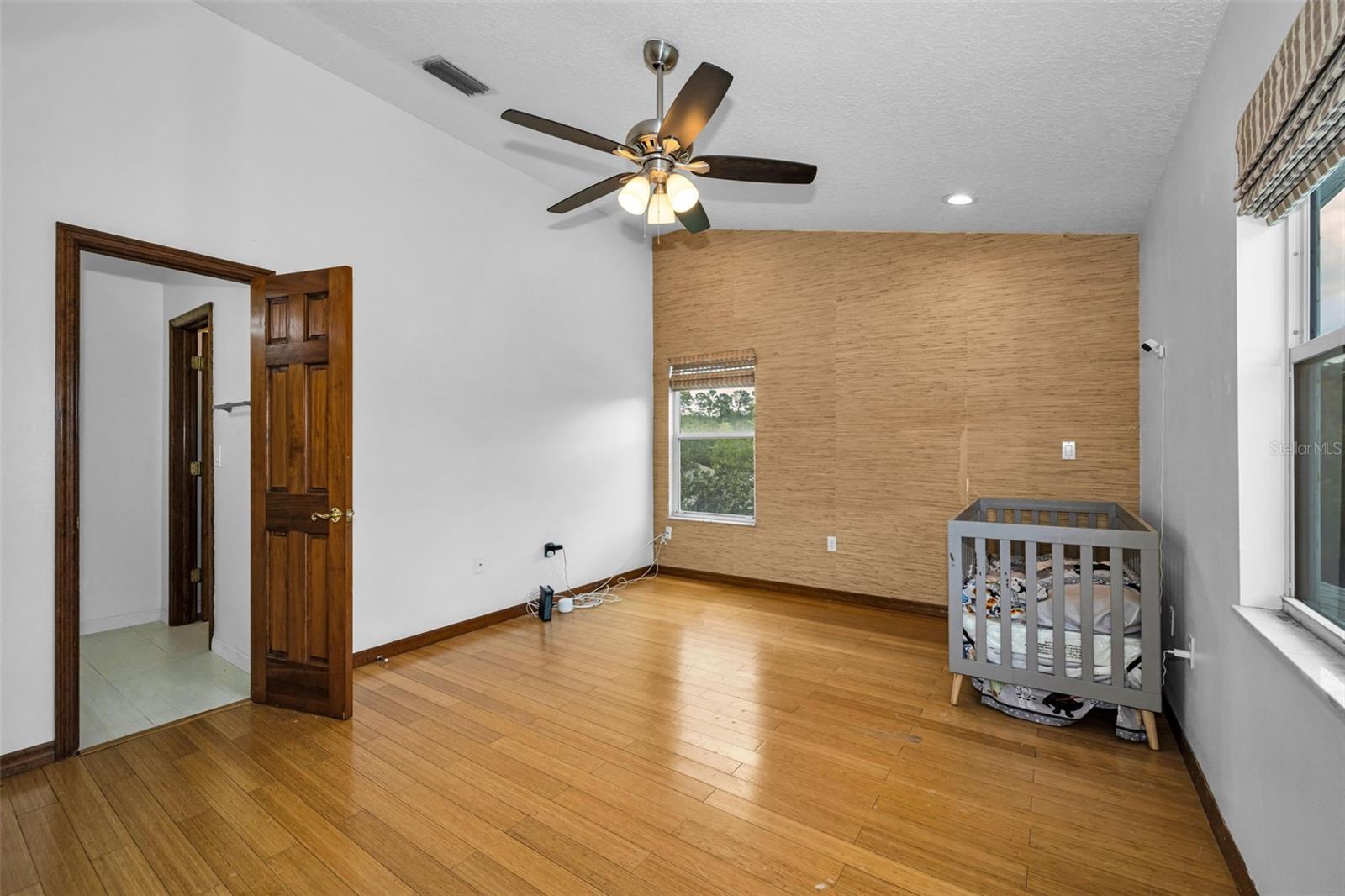 GOLDEN ACRES ESTATES - Residential
