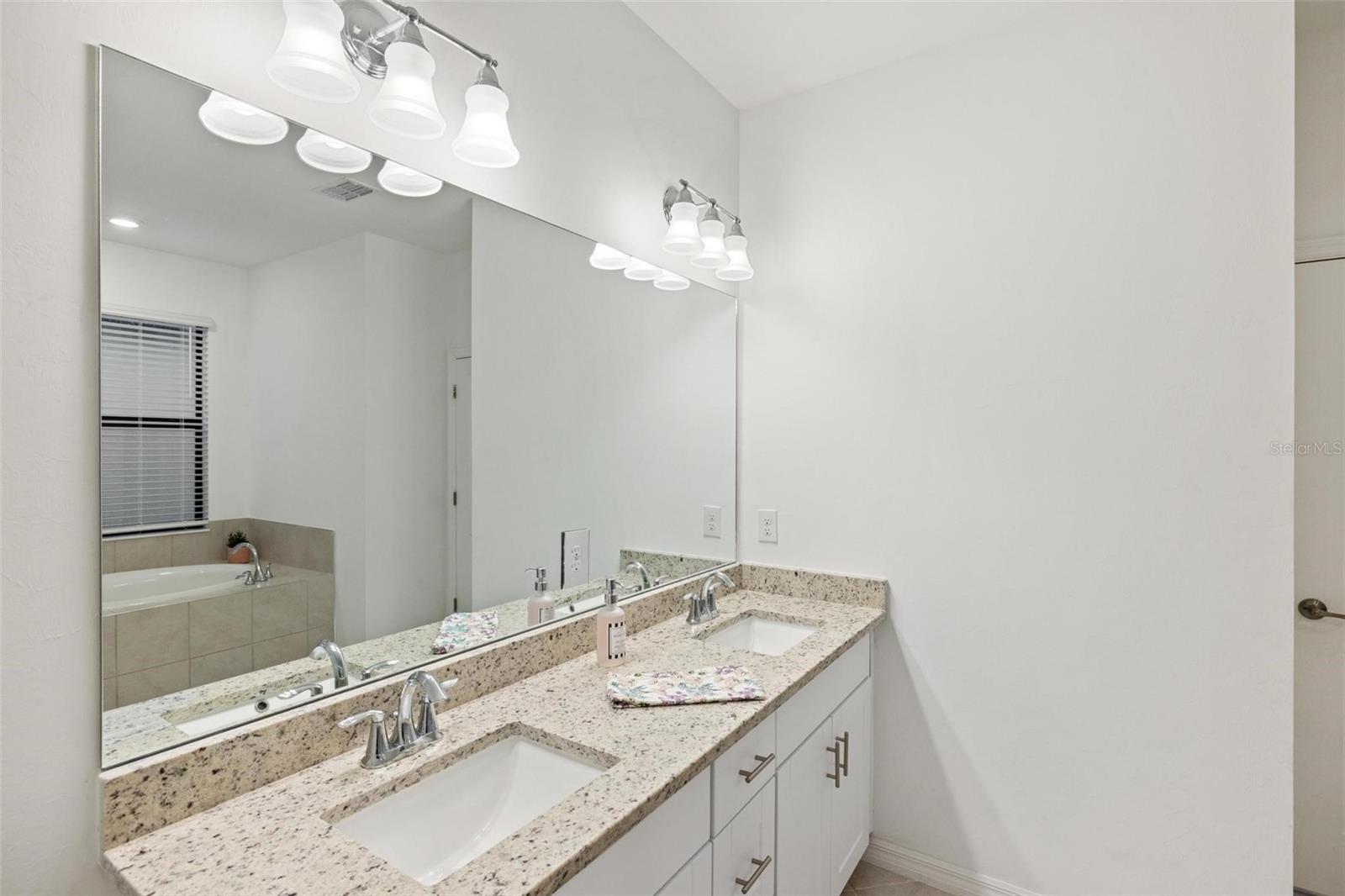 TORTUGA - Residential