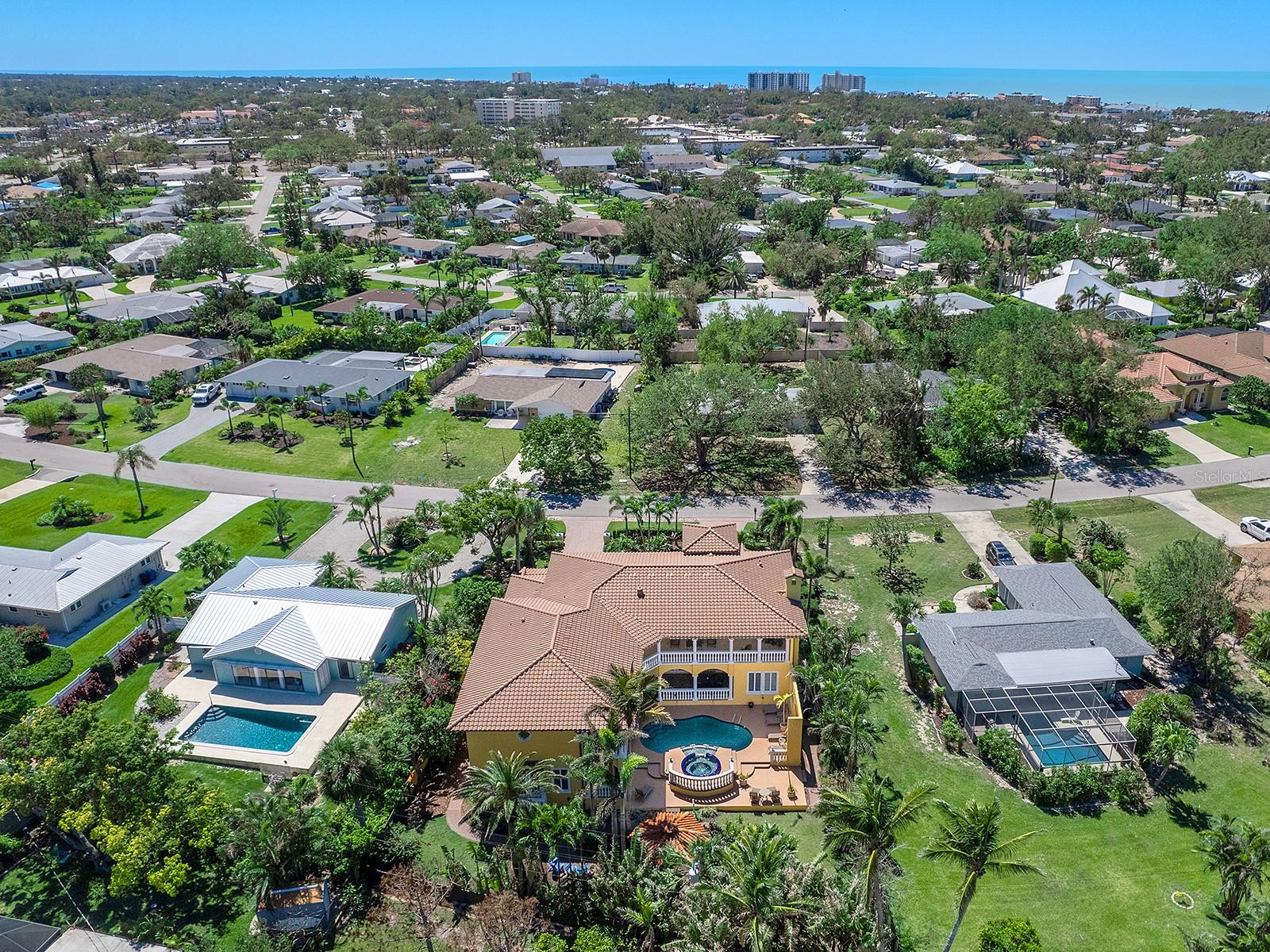 BAYSHORE ESTATES - Residential