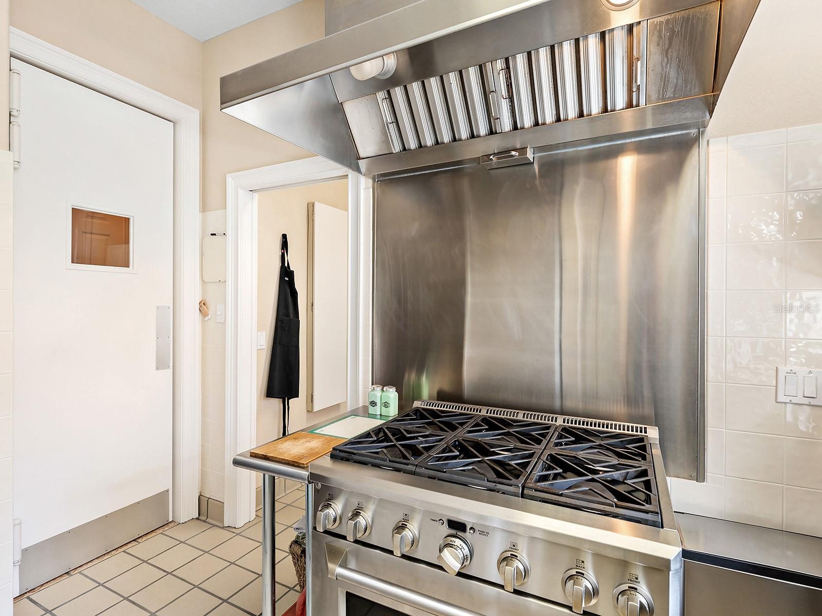 BAYSHORE ESTATES - Residential