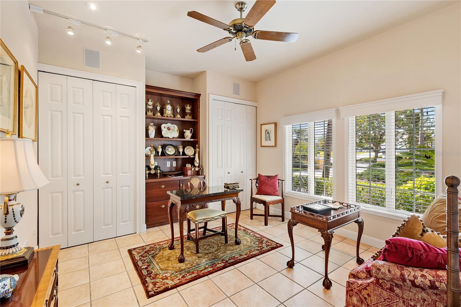 BAYSHORE ESTATES - Residential