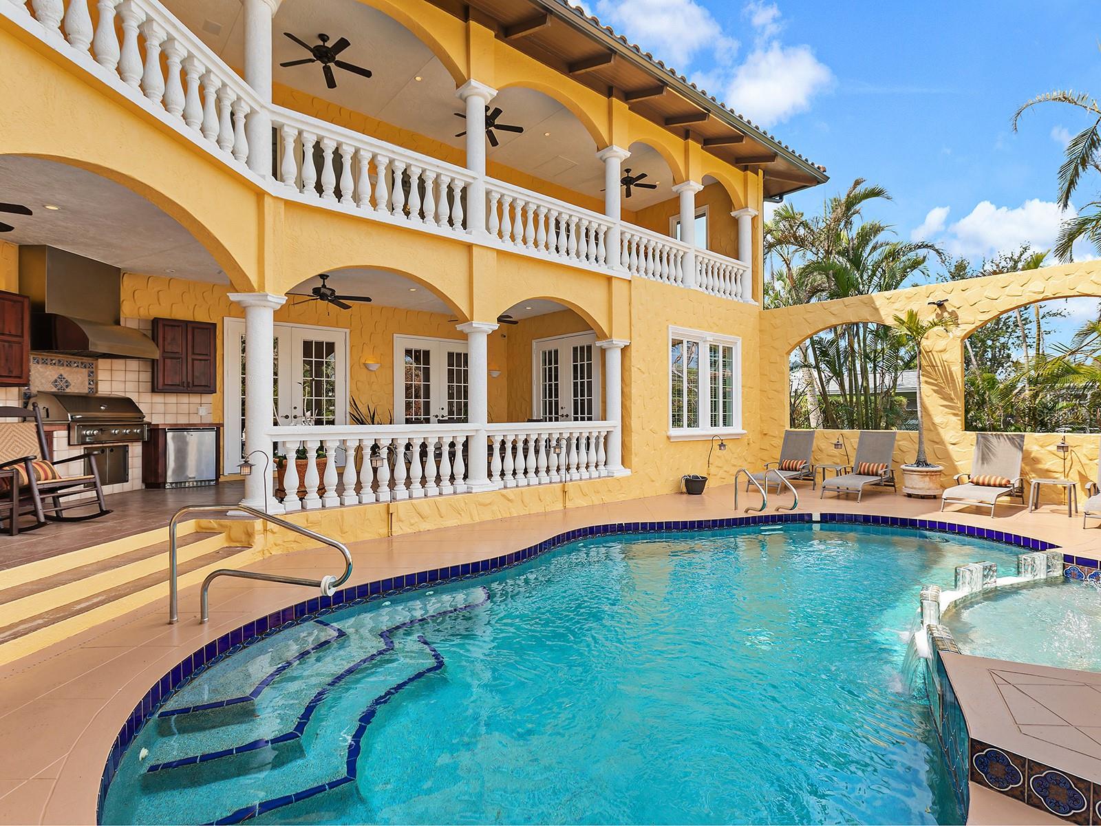 416 BAYCREST DRIVE