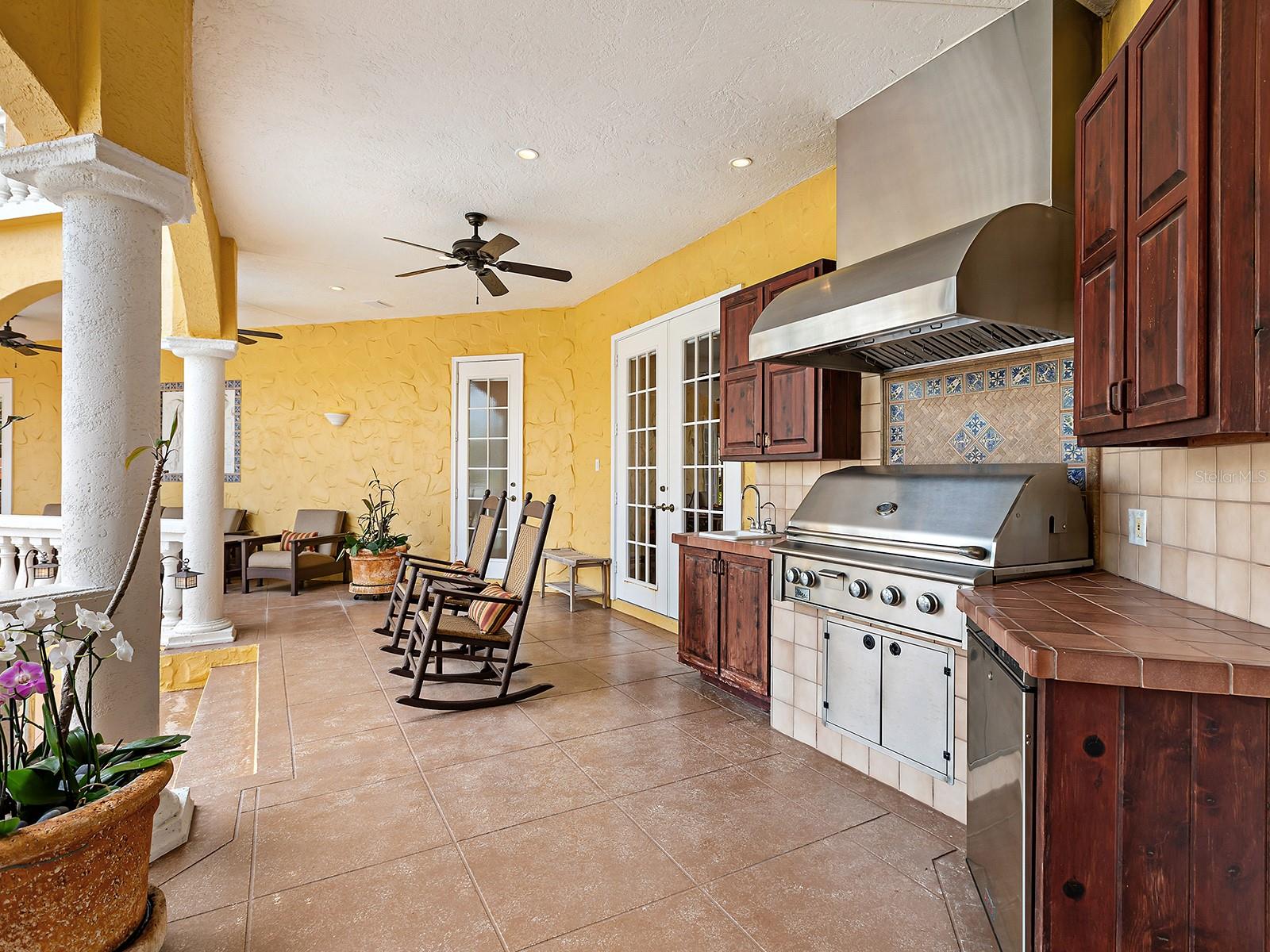 BAYSHORE ESTATES - Residential