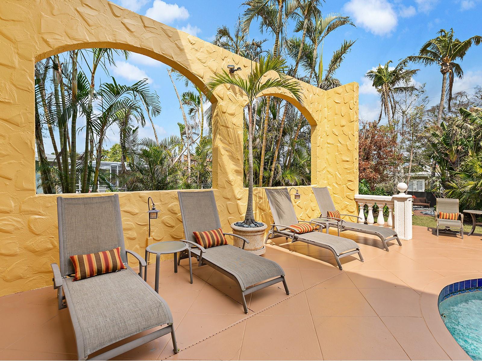BAYSHORE ESTATES - Residential