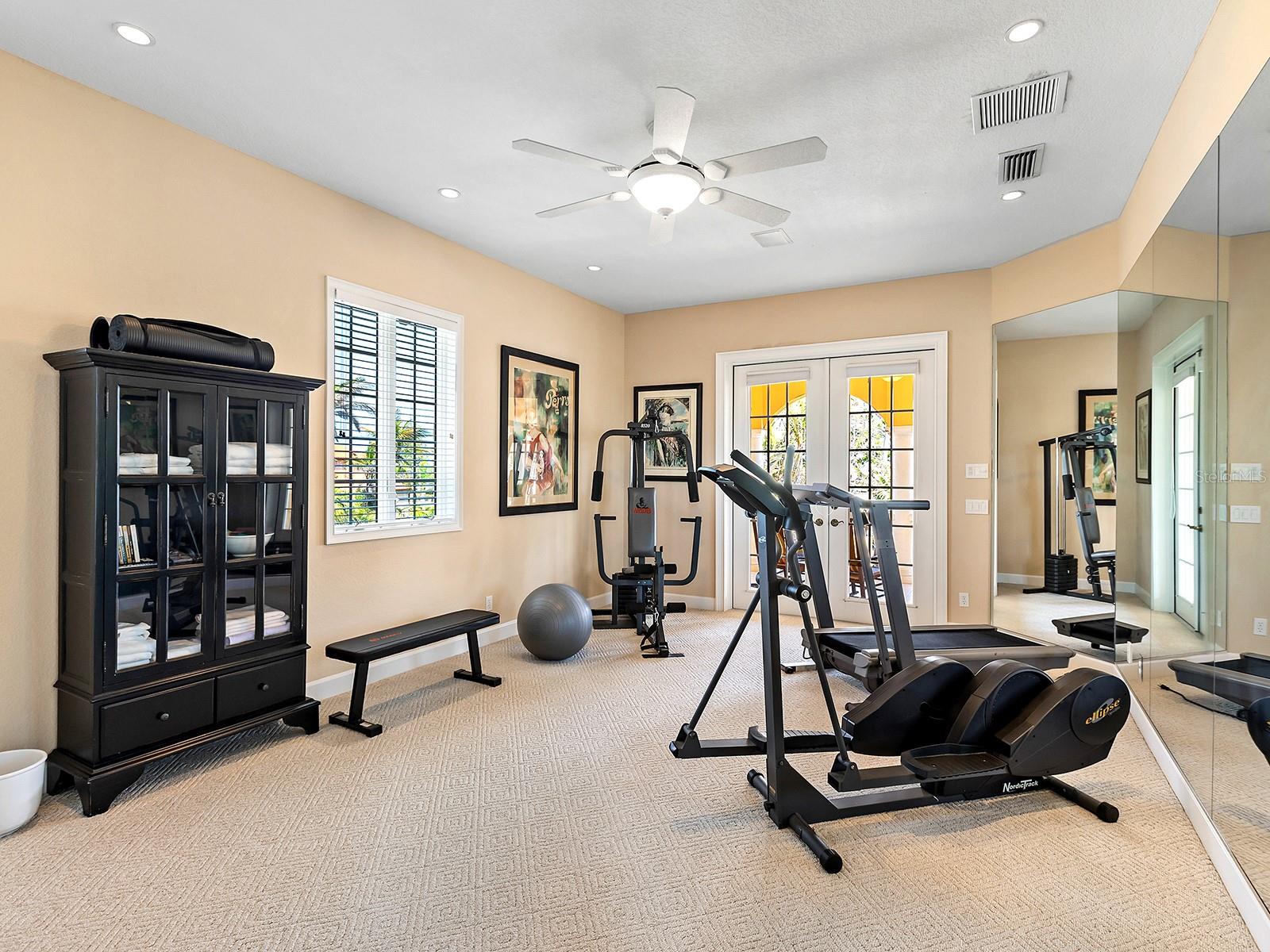 BAYSHORE ESTATES - Residential