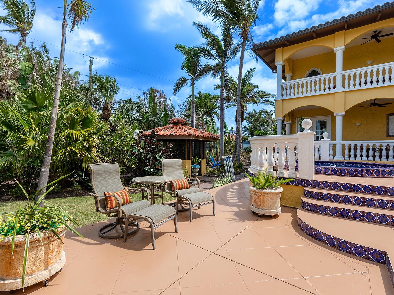 BAYSHORE ESTATES - Residential