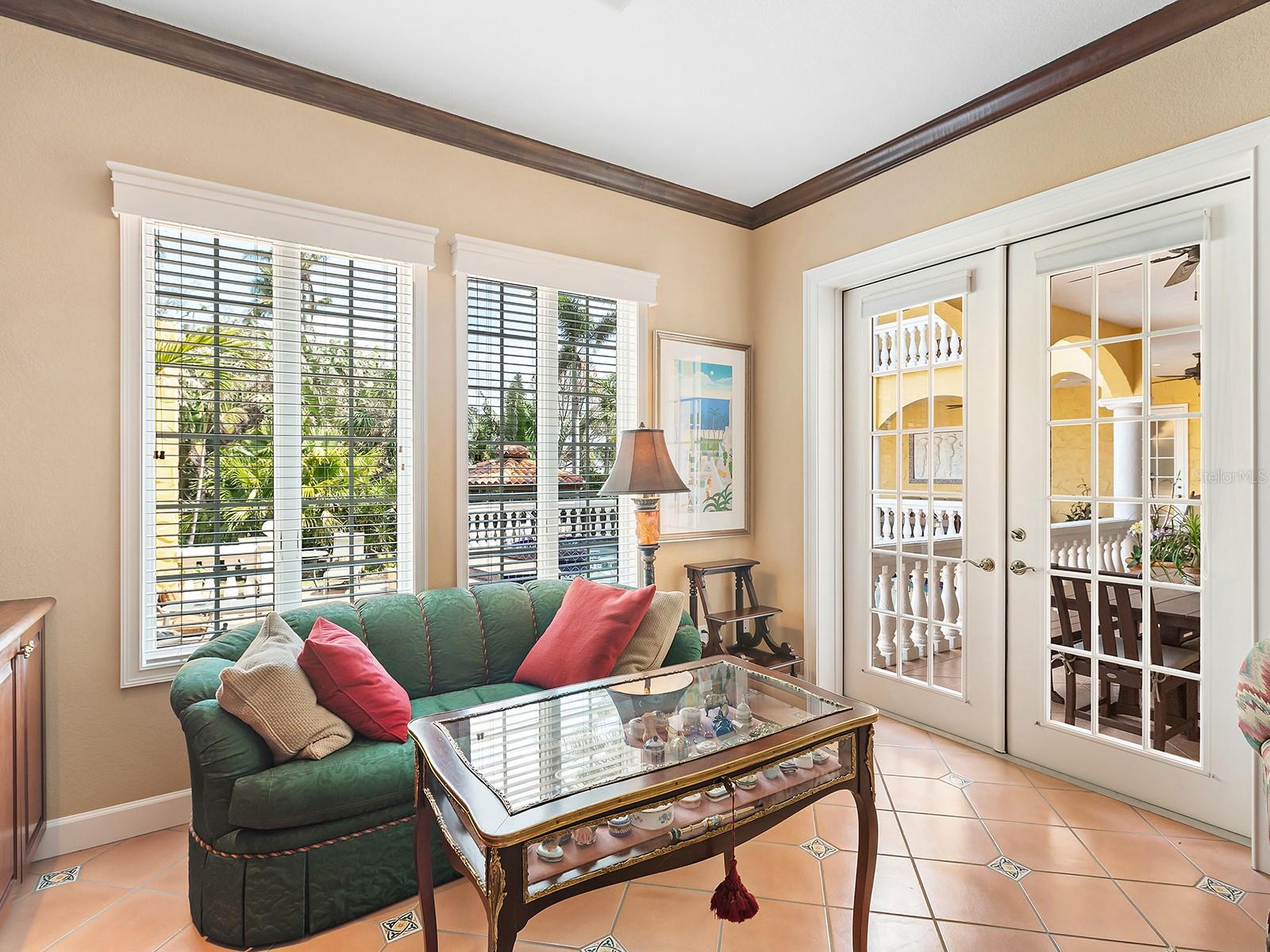 BAYSHORE ESTATES - Residential