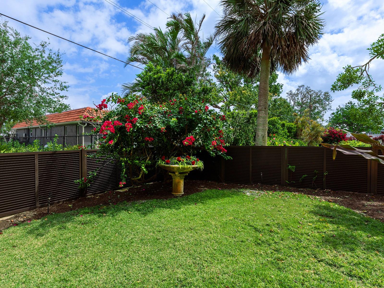BAYSHORE ESTATES - Residential
