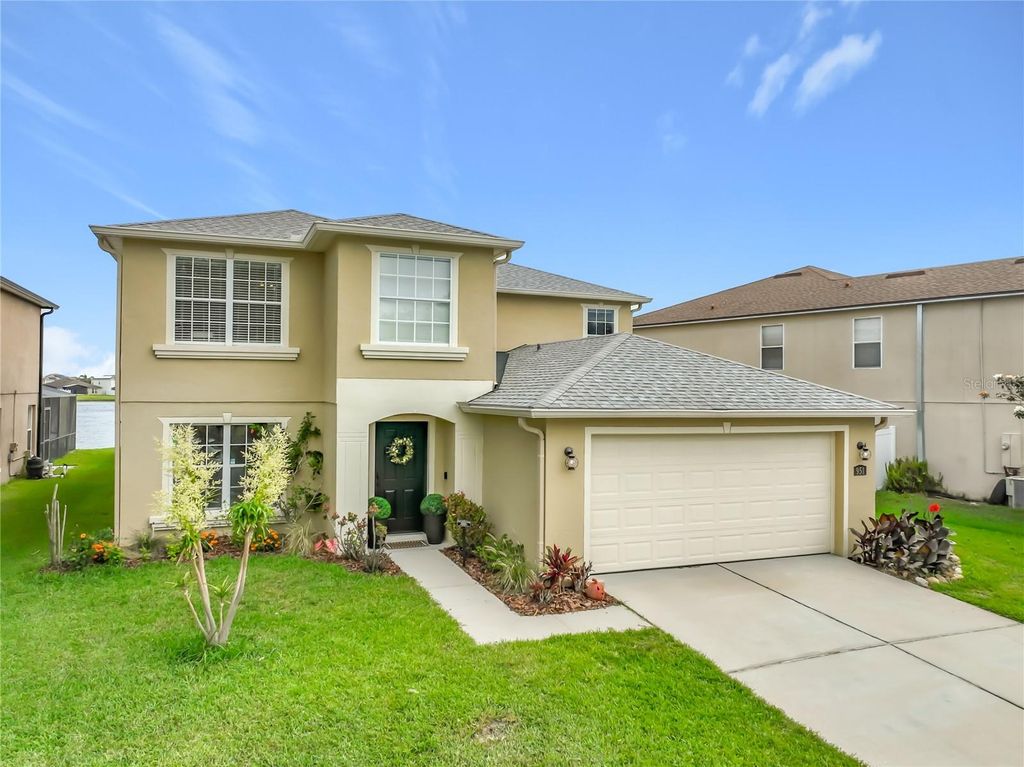 Photo of 951 Crystal Bay Lane, Orlando, FL 32828 (MLS # O6401404)