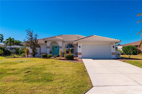 A home in PUNTA GORDA