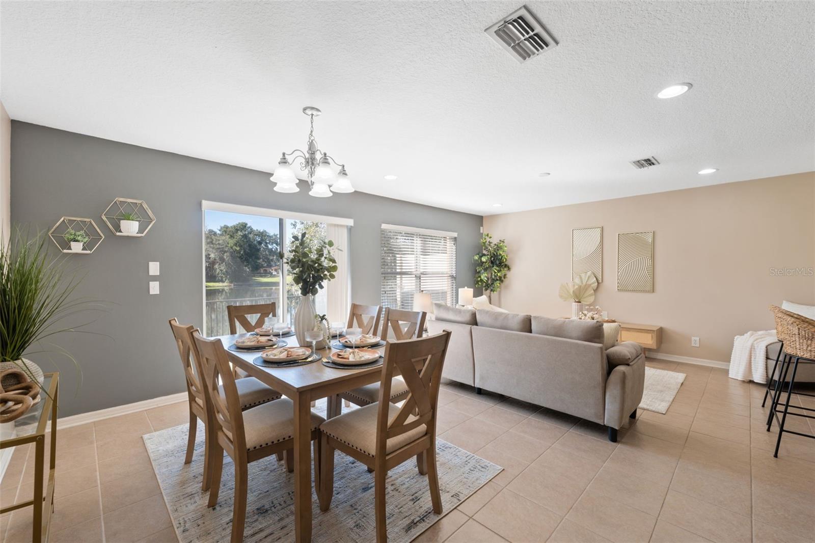 ST CHARLES - Residential