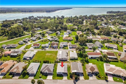 4242 ORCHID BOULEVARD LAKE WALES FL 33898