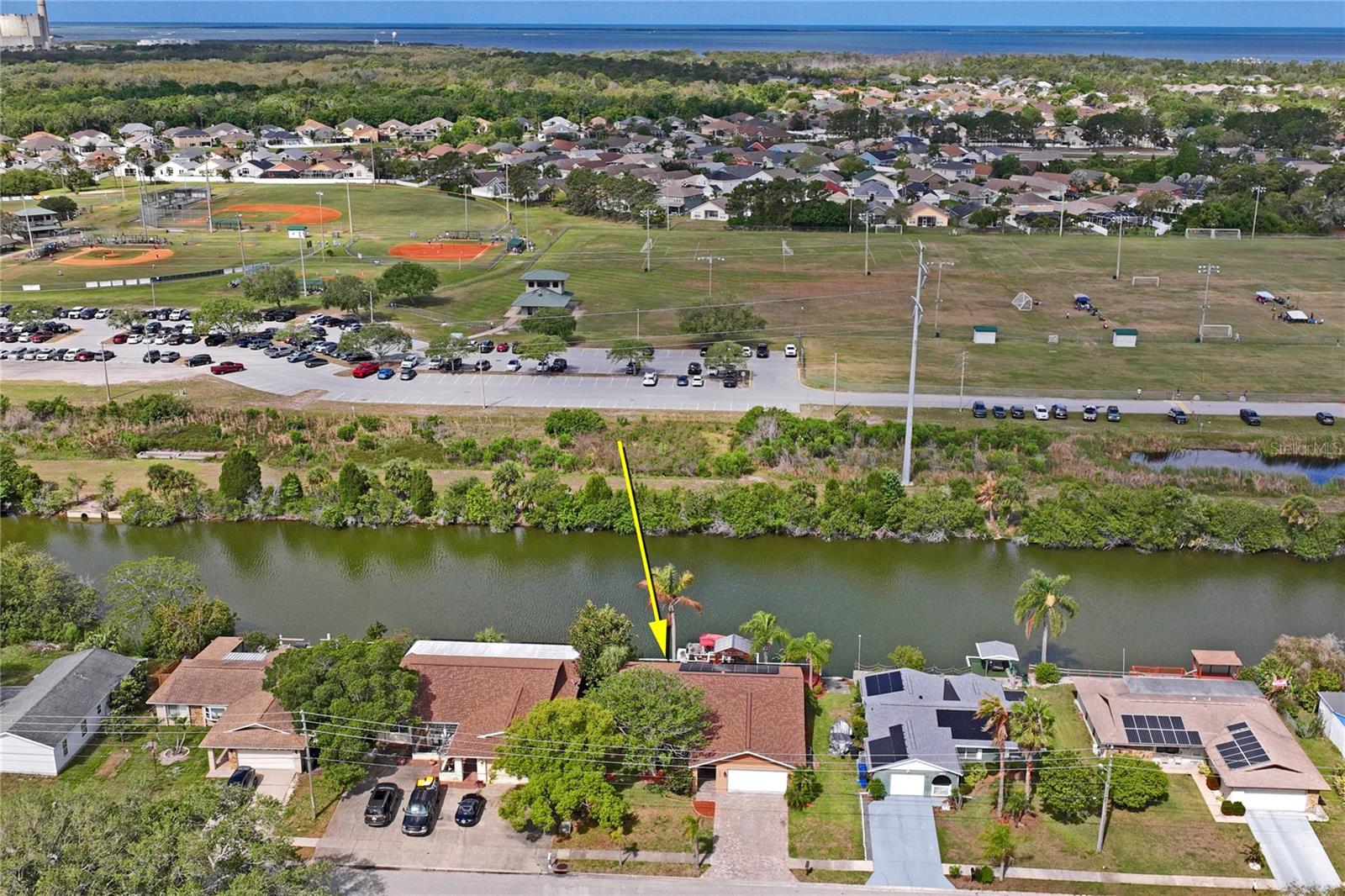 ALOHA GARDENS - Residential