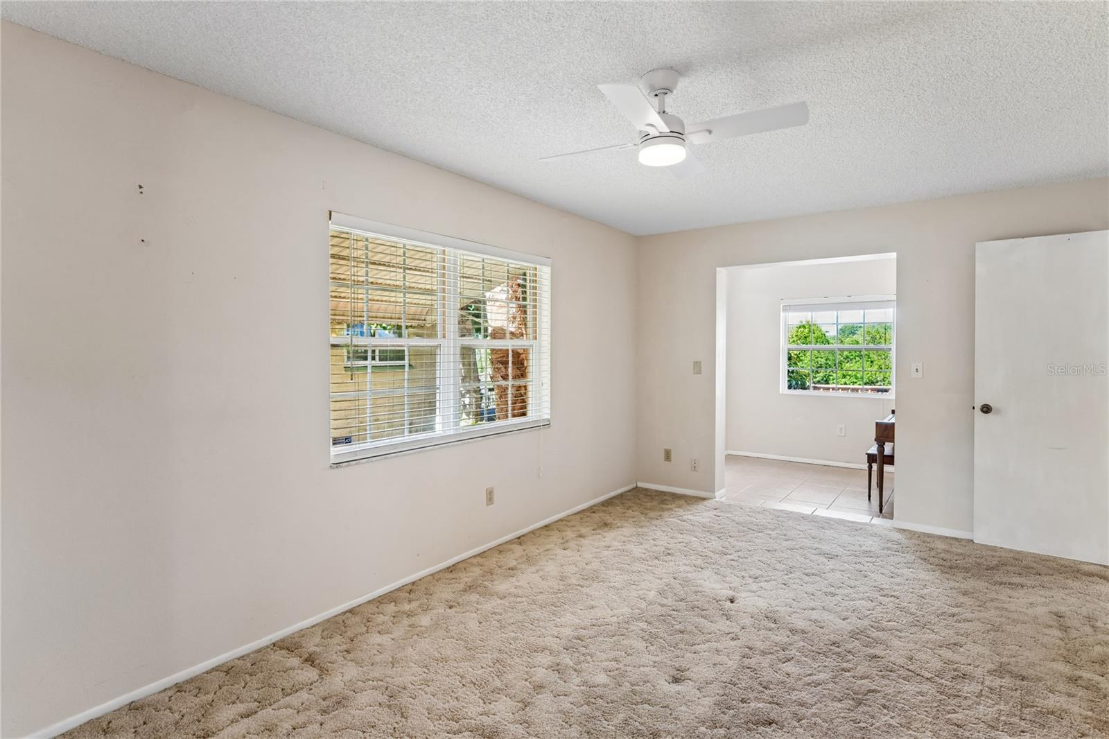 ALOHA GARDENS - Residential