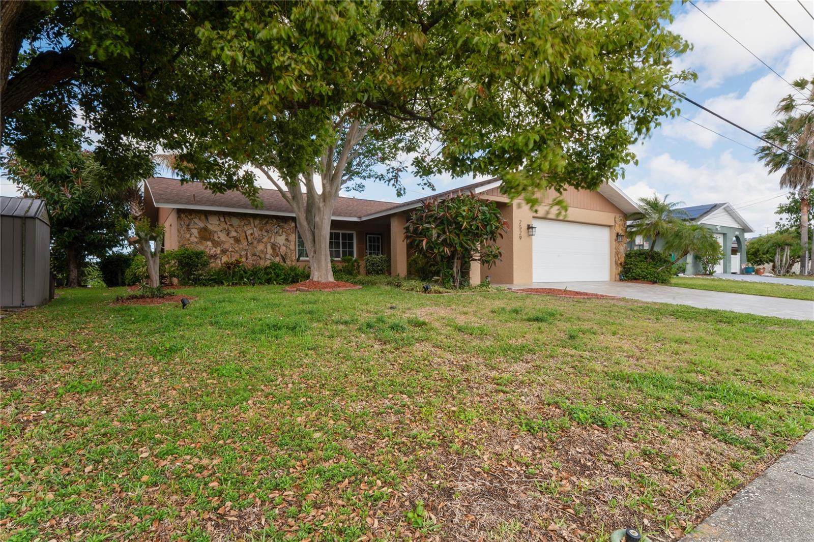 ALOHA GARDENS - Residential