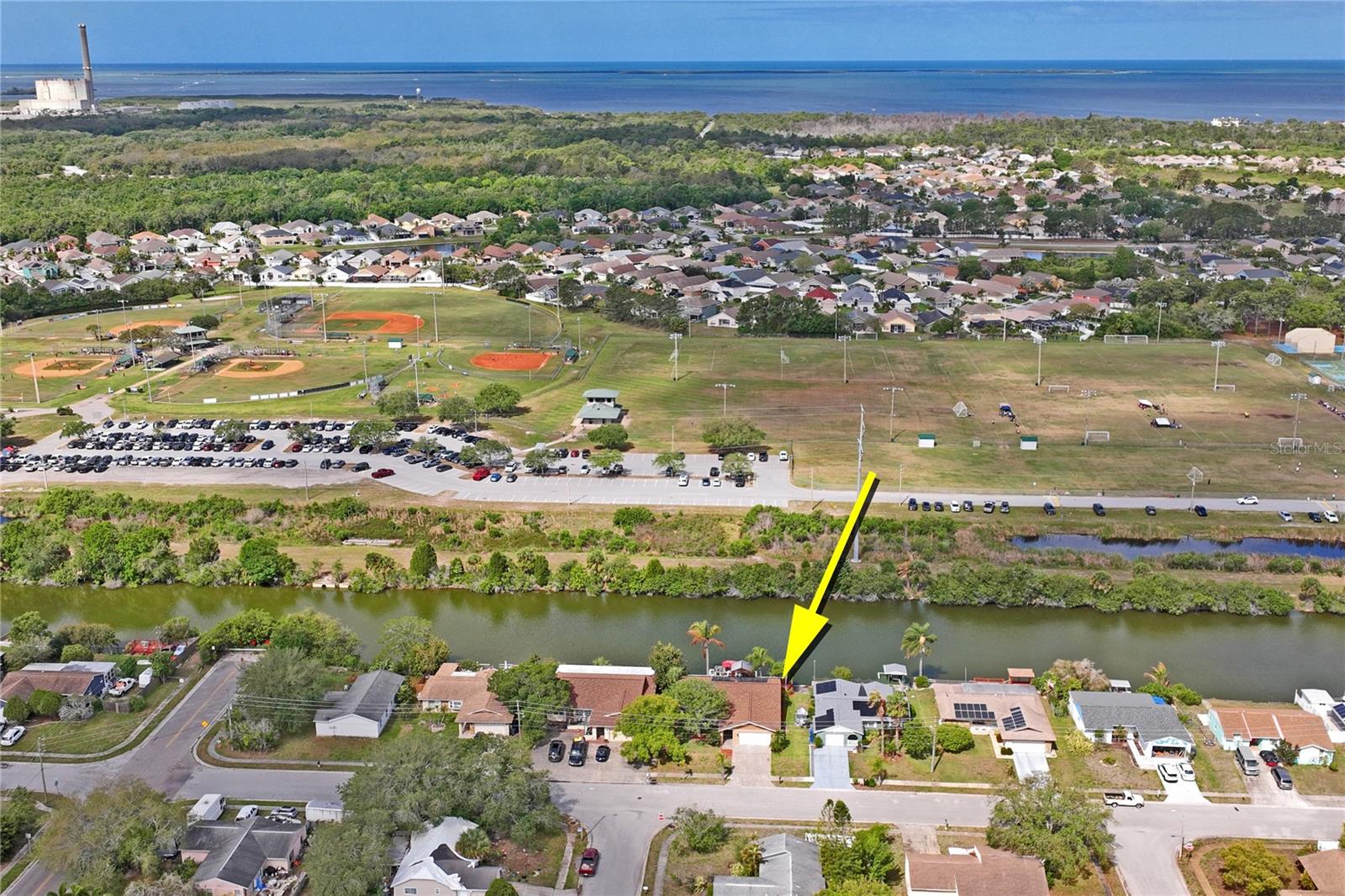 ALOHA GARDENS - Residential