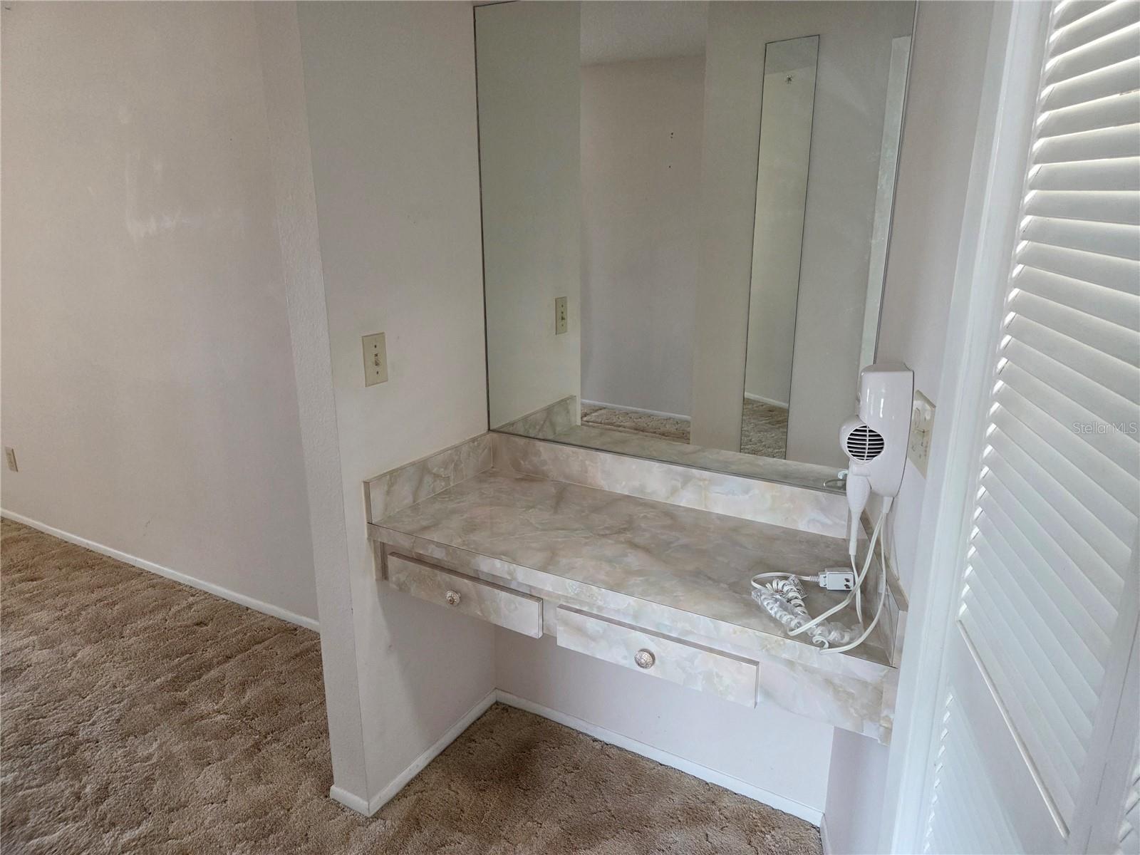 ALOHA GARDENS - Residential