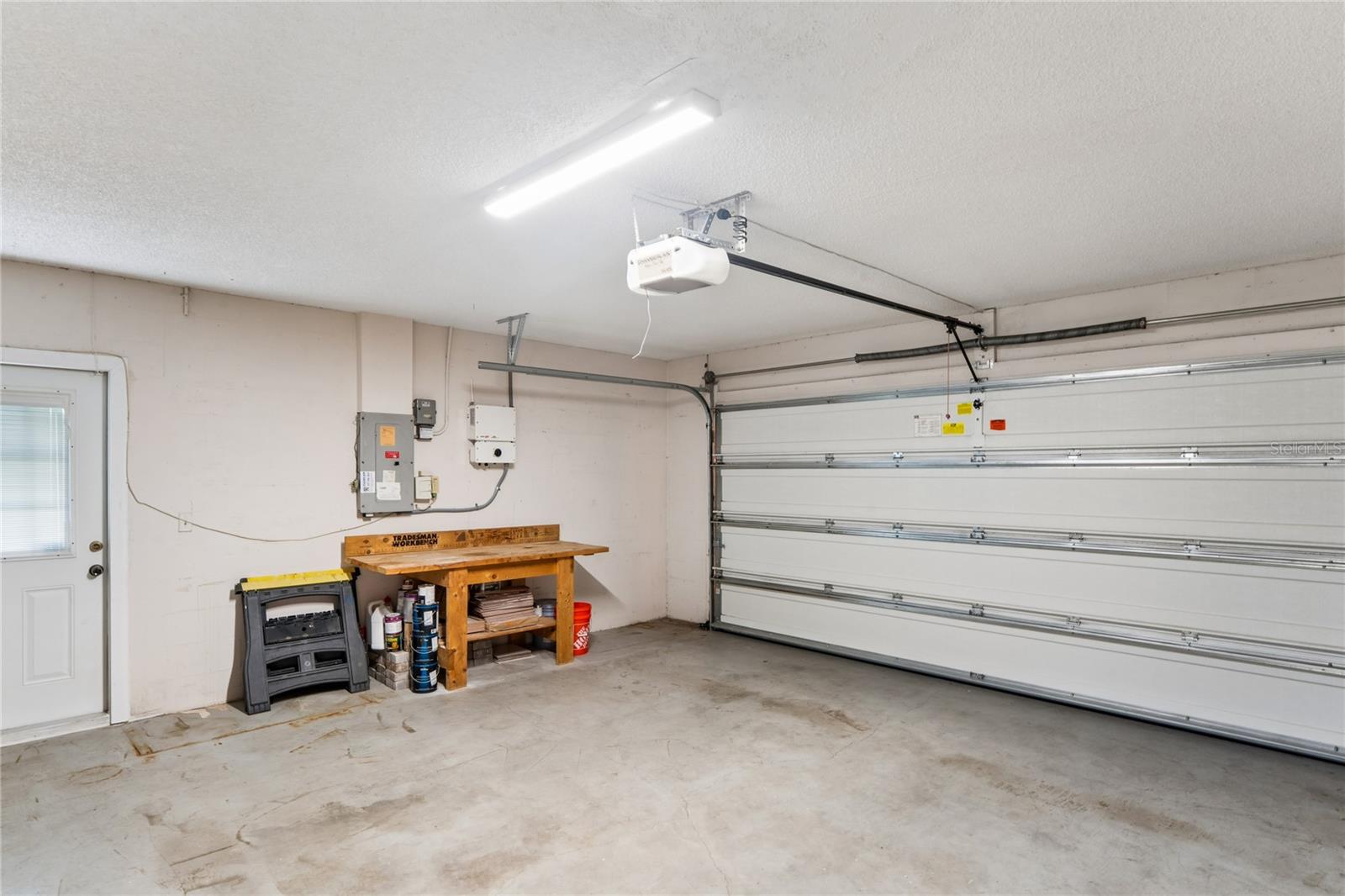 ALOHA GARDENS - Residential