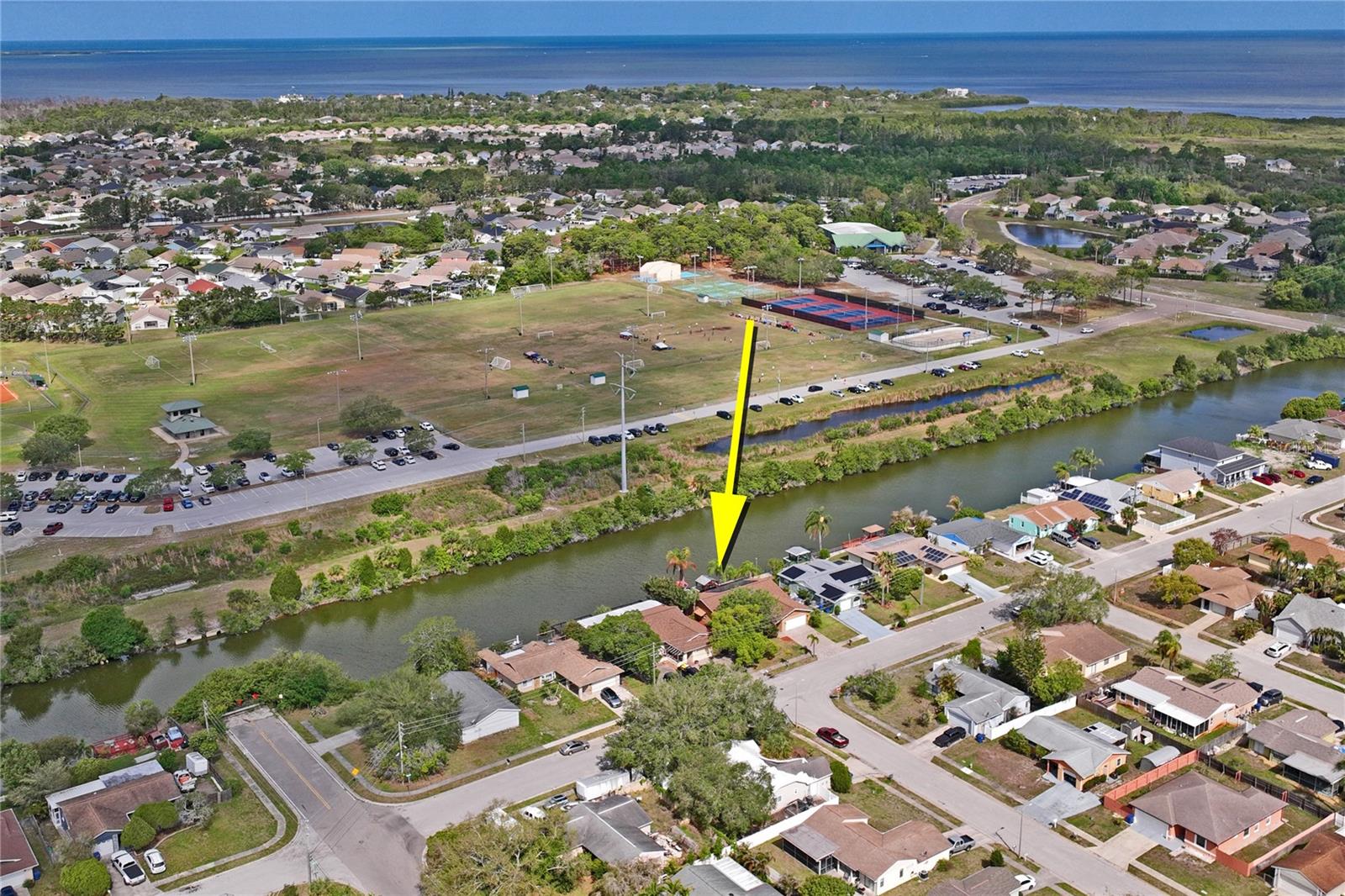 ALOHA GARDENS - Residential