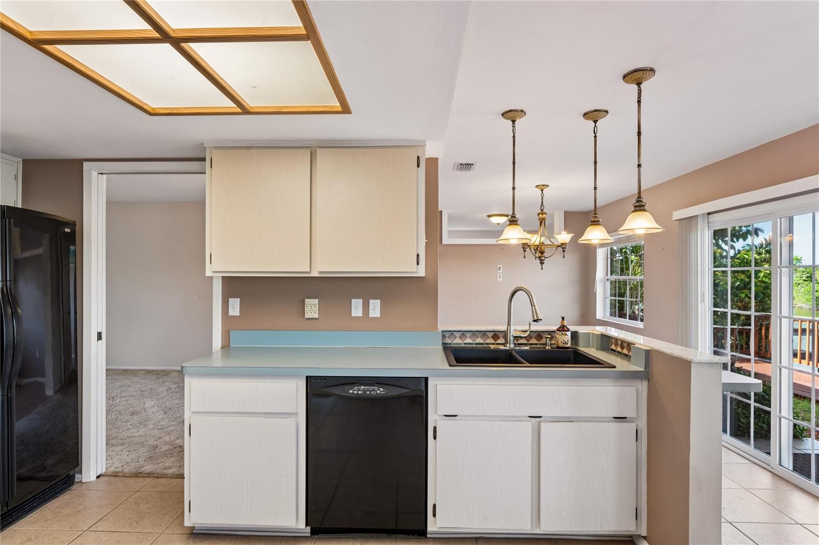 ALOHA GARDENS - Residential