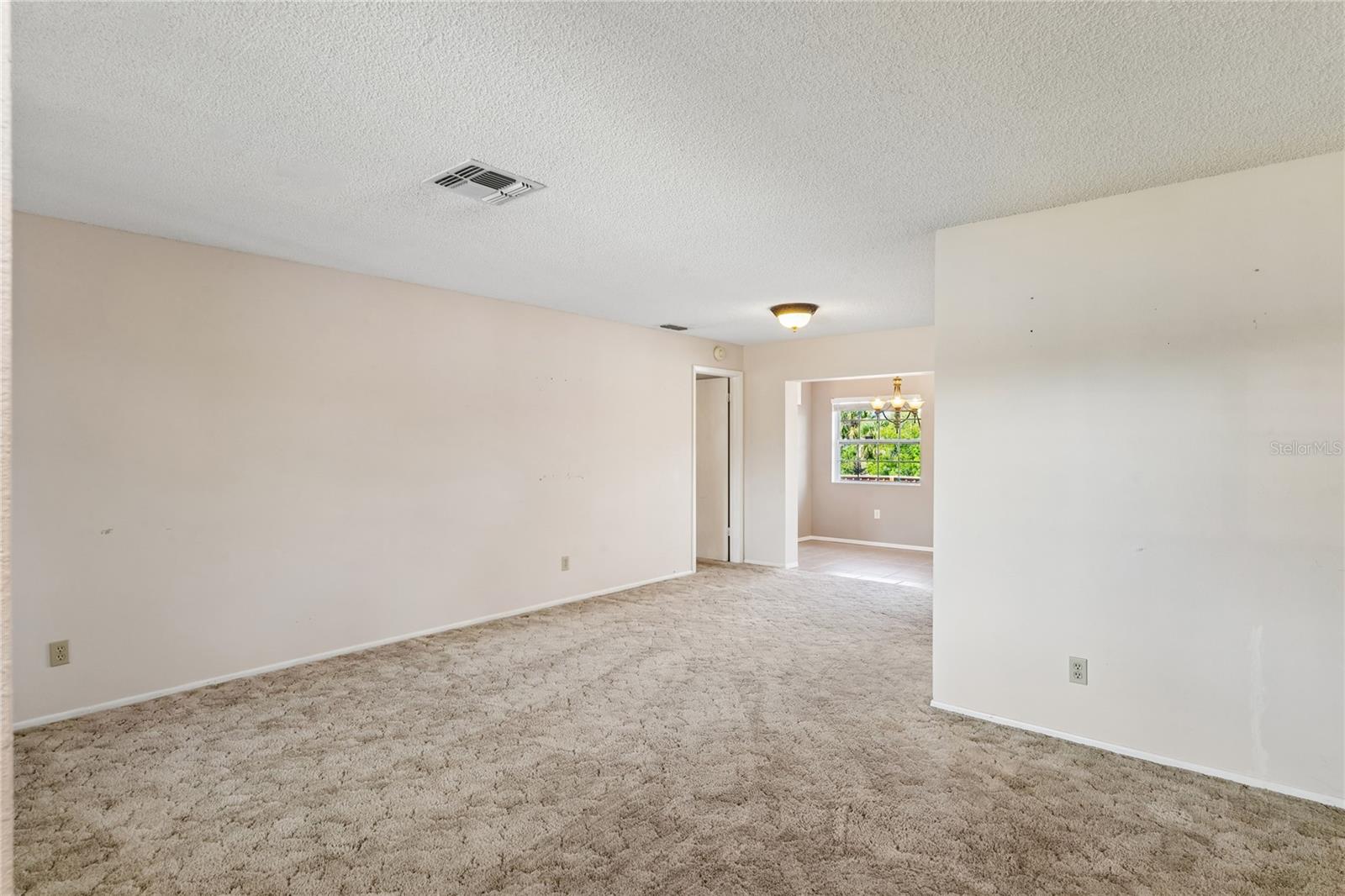 ALOHA GARDENS - Residential