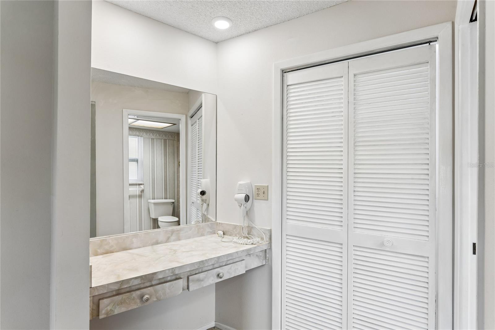 ALOHA GARDENS - Residential