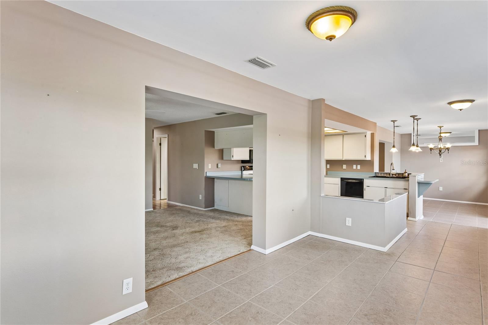 ALOHA GARDENS - Residential