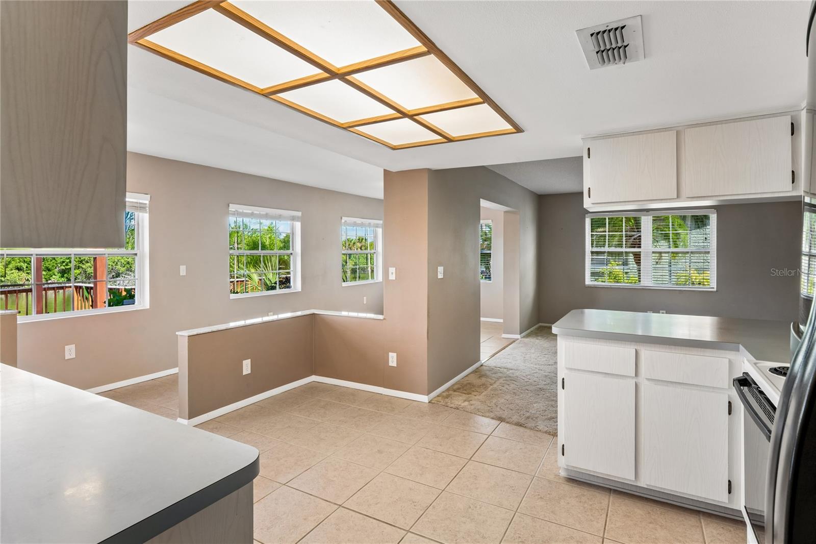 ALOHA GARDENS - Residential