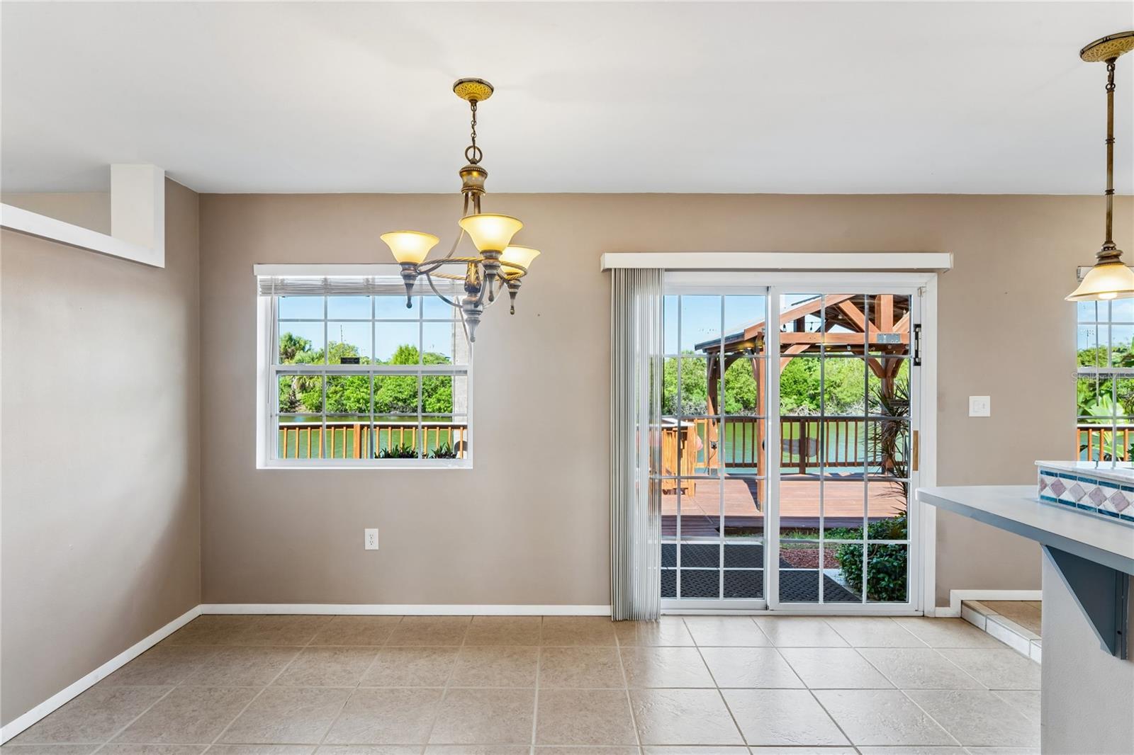 ALOHA GARDENS - Residential