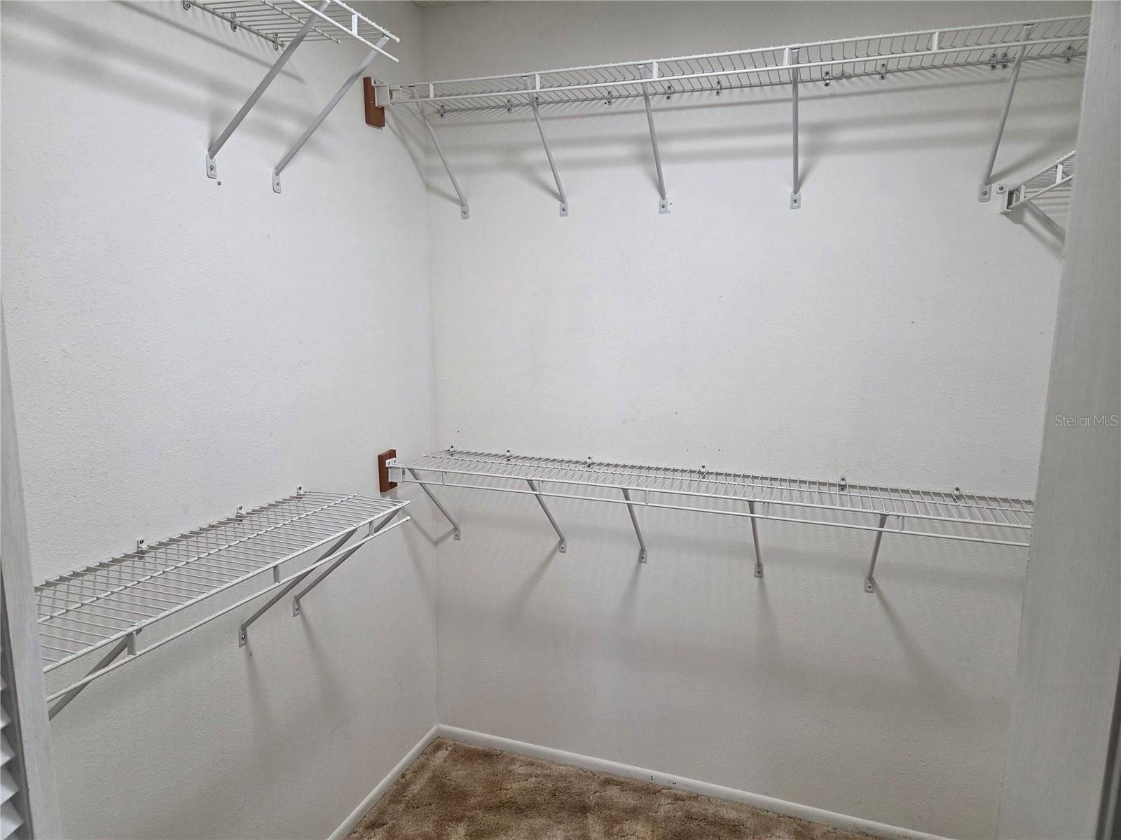 ALOHA GARDENS - Residential