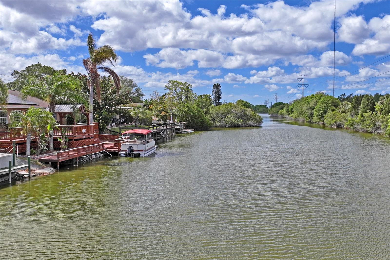 ALOHA GARDENS - Residential