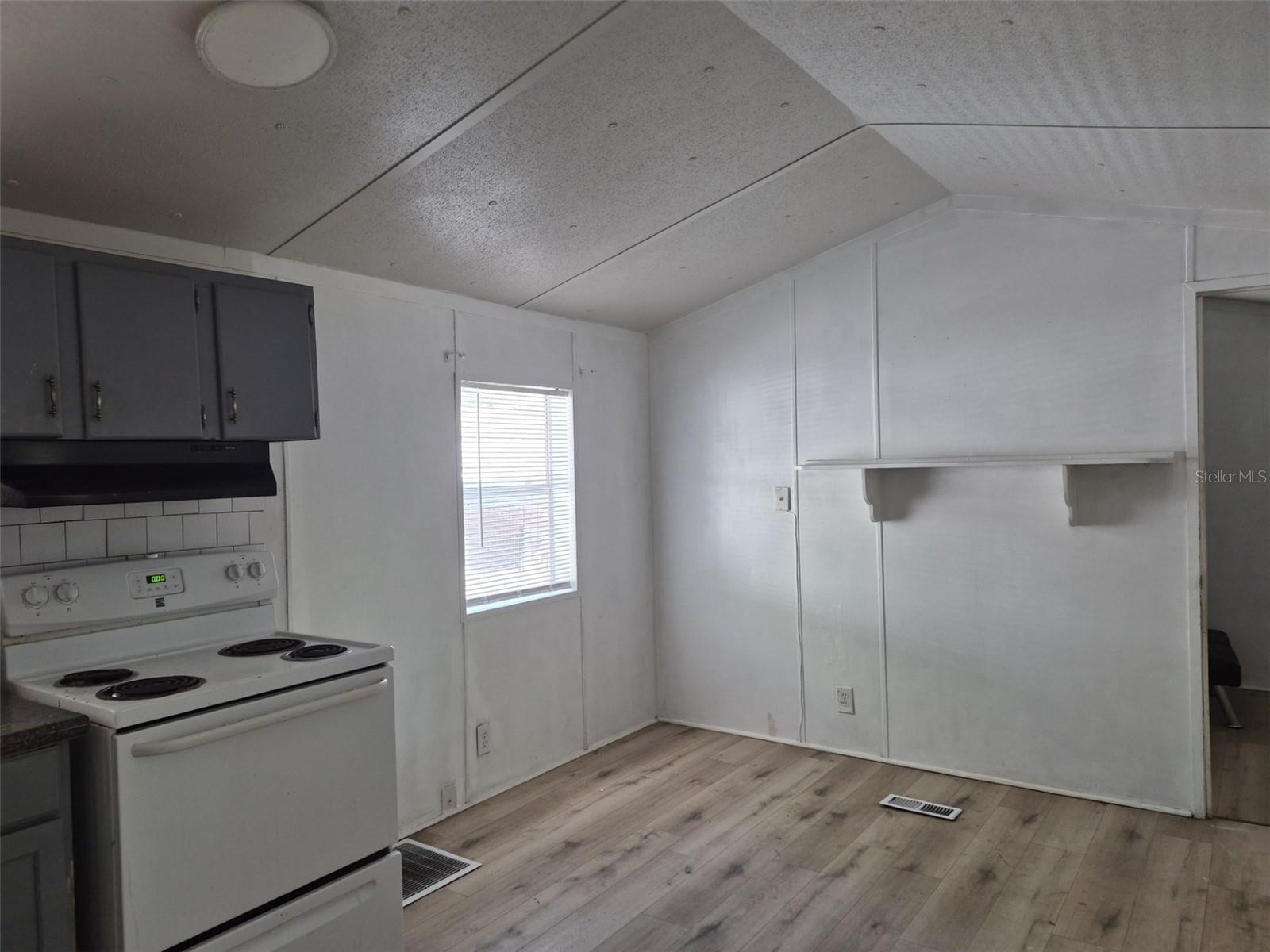 YOGI BEARS JELLYSTONE PARK CONDO - Residential Lease