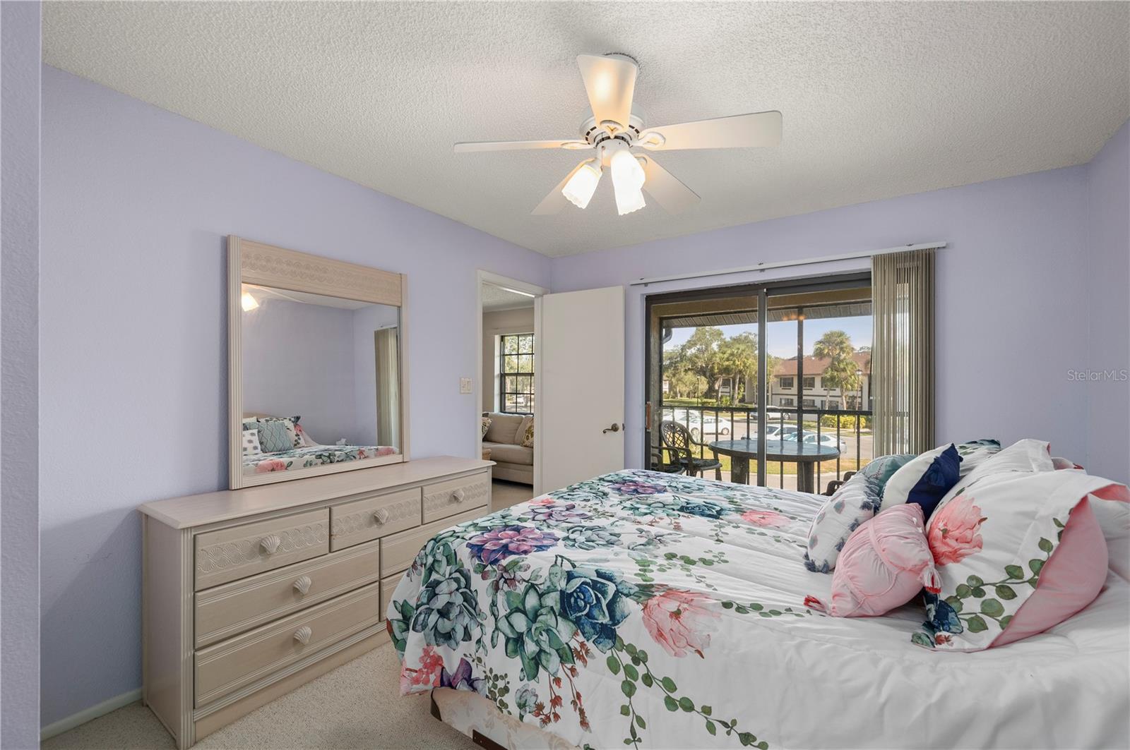 OAKS 03 - Residential