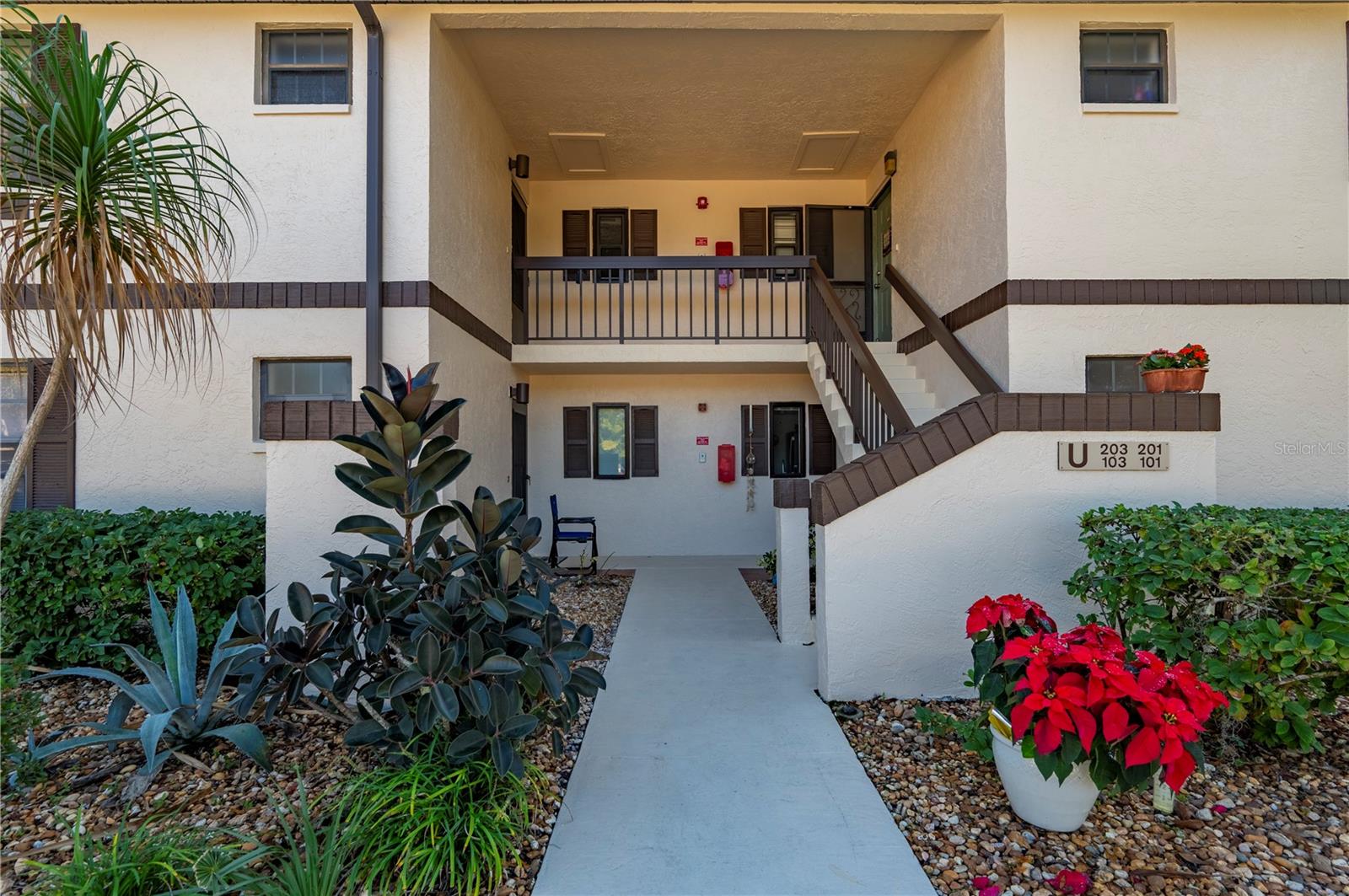 OAKS 03 - Residential