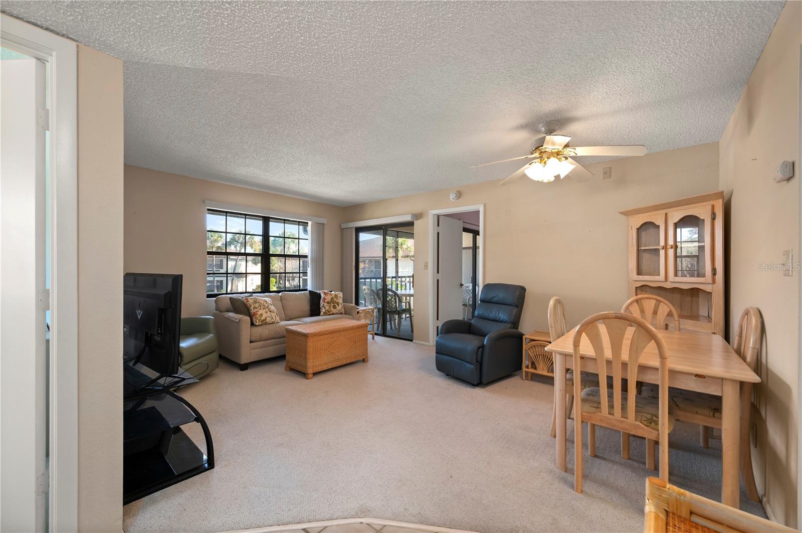 OAKS 03 - Residential