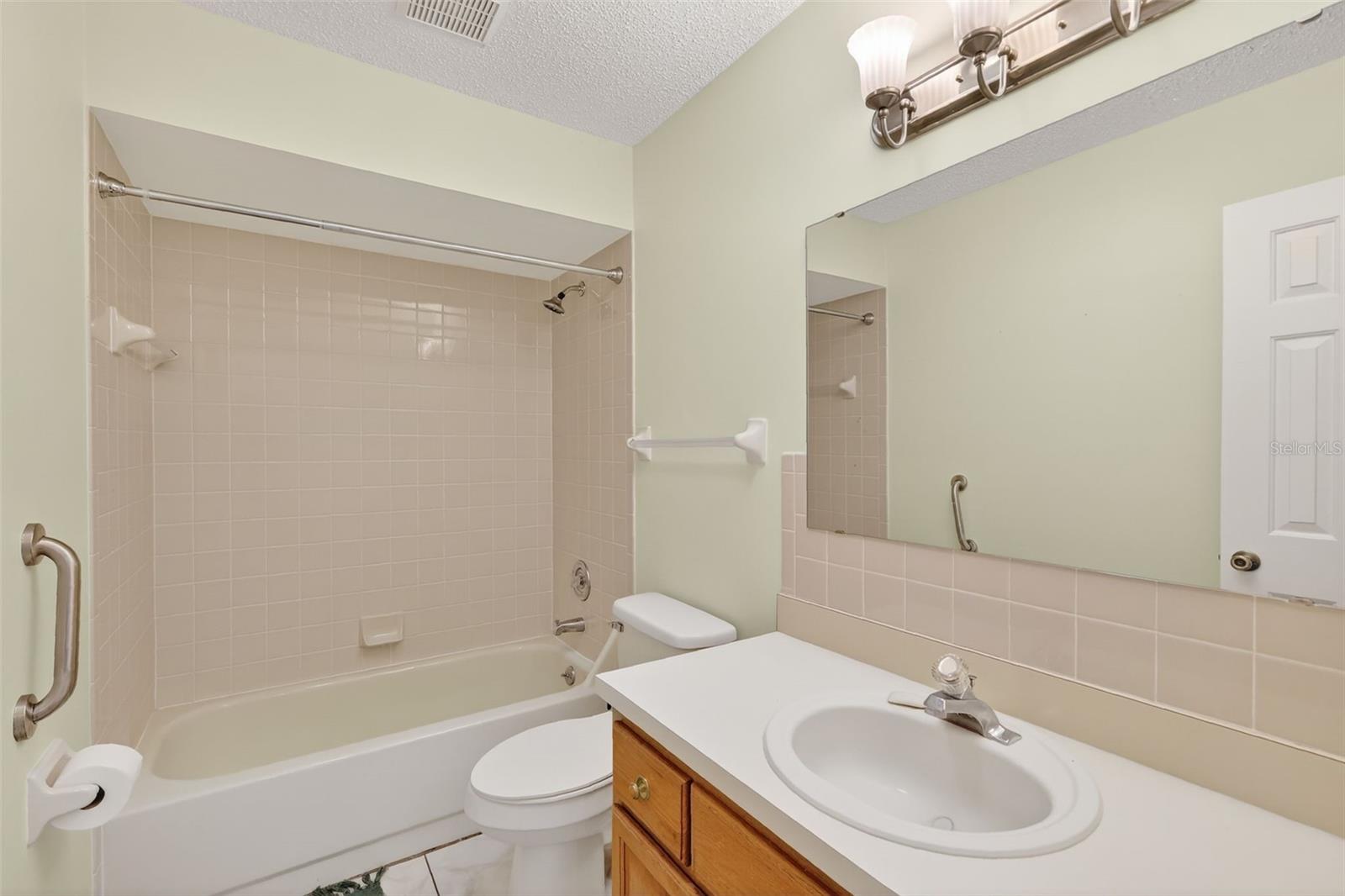 SPRUCE CREEK  SOUTH - Residential