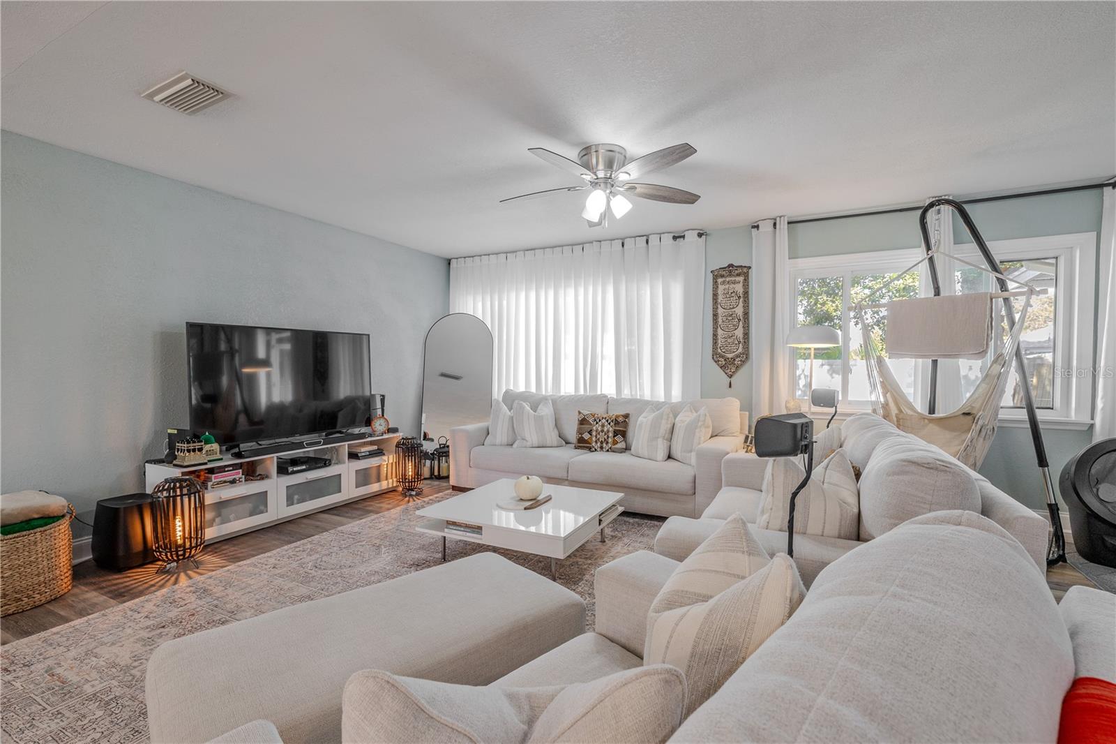 RIDGEWOOD GROVES - Residential