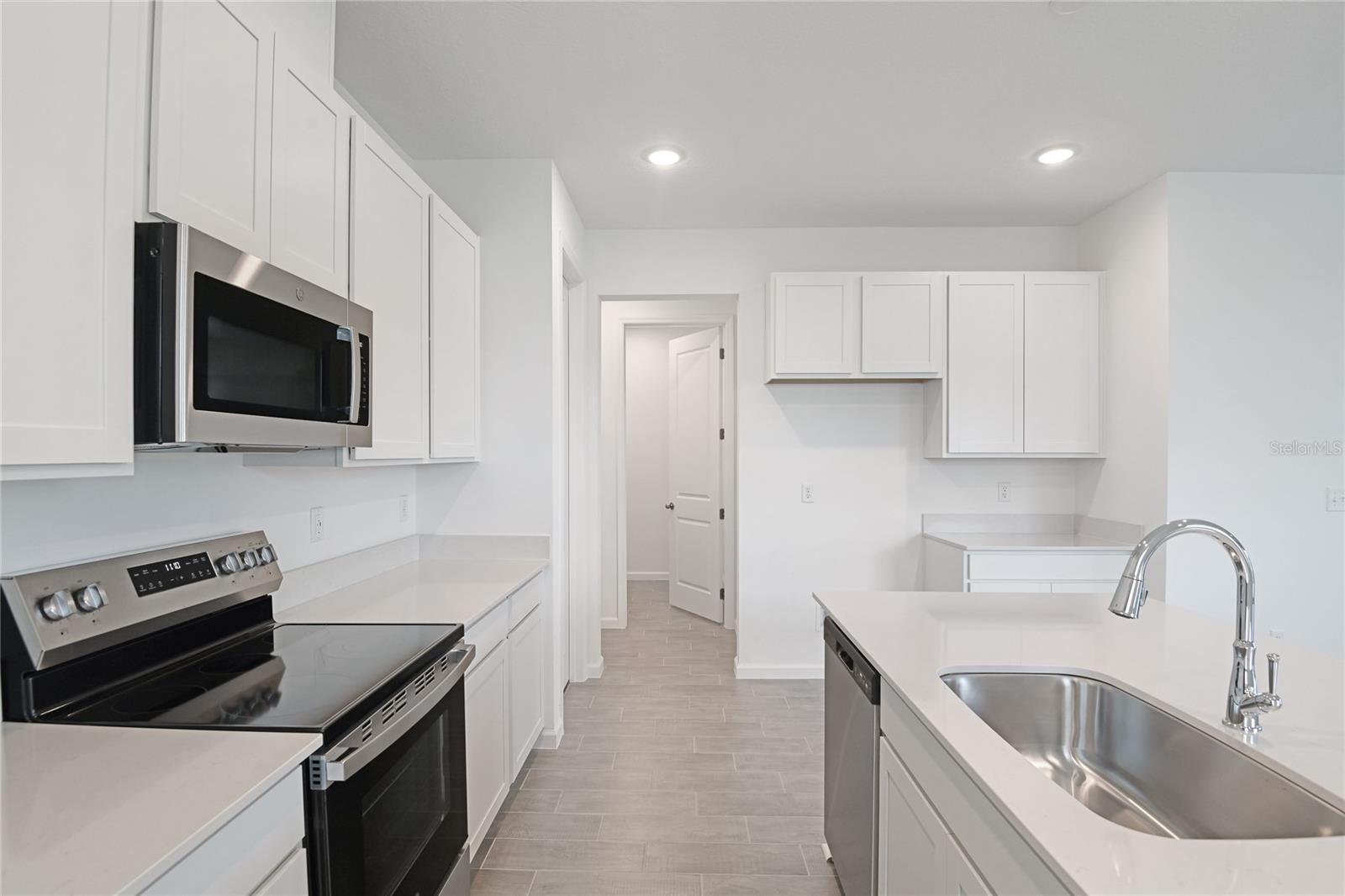 SEASONS AT BELLA VISTA - Residential