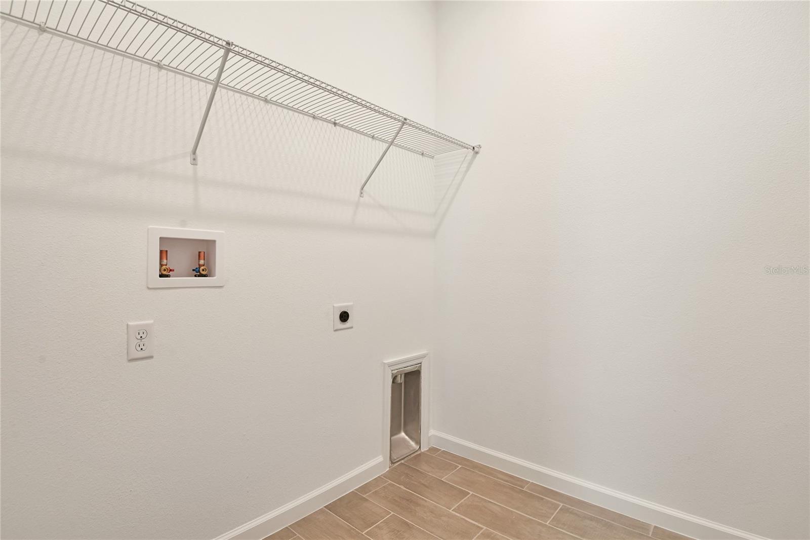 SEASONS AT BELLA VISTA - Residential