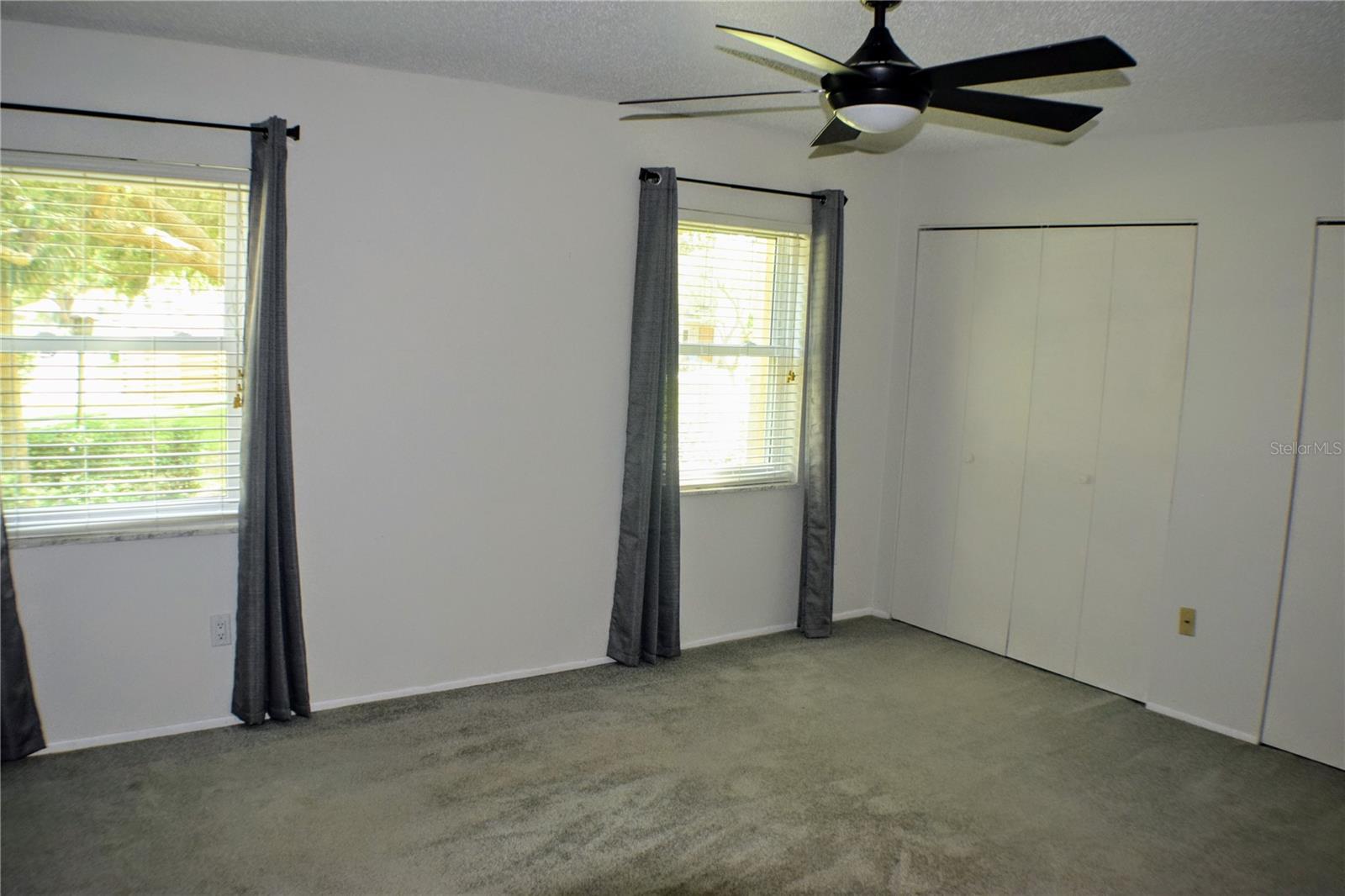 PARK LAKE TWNHS - Residential