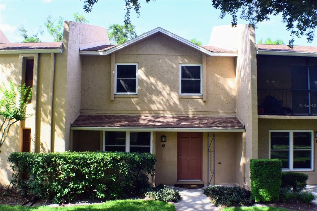 Photo of 814 Park Lake Circle #8, Maitland, FL 32751 (MLS # O6404876)