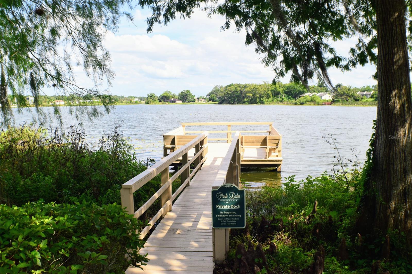 PARK LAKE TWNHS - Residential