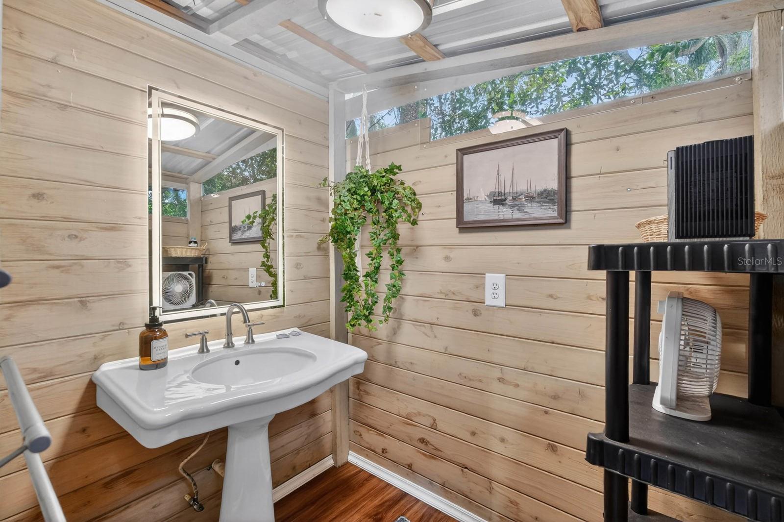 MASTERS SUB - Residential