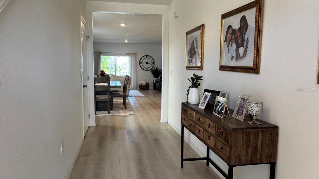 Photo of 1724 Post Oak Drive, Davenport, FL 33837 (MLS # O6390619)