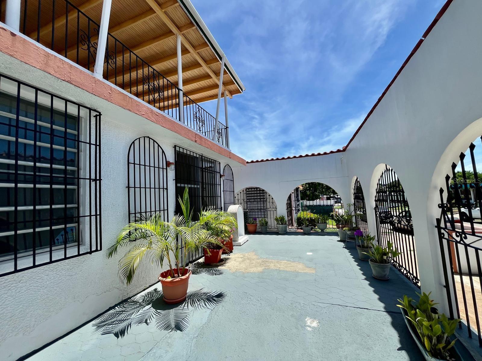 FAJARDO GARDENS - Residential