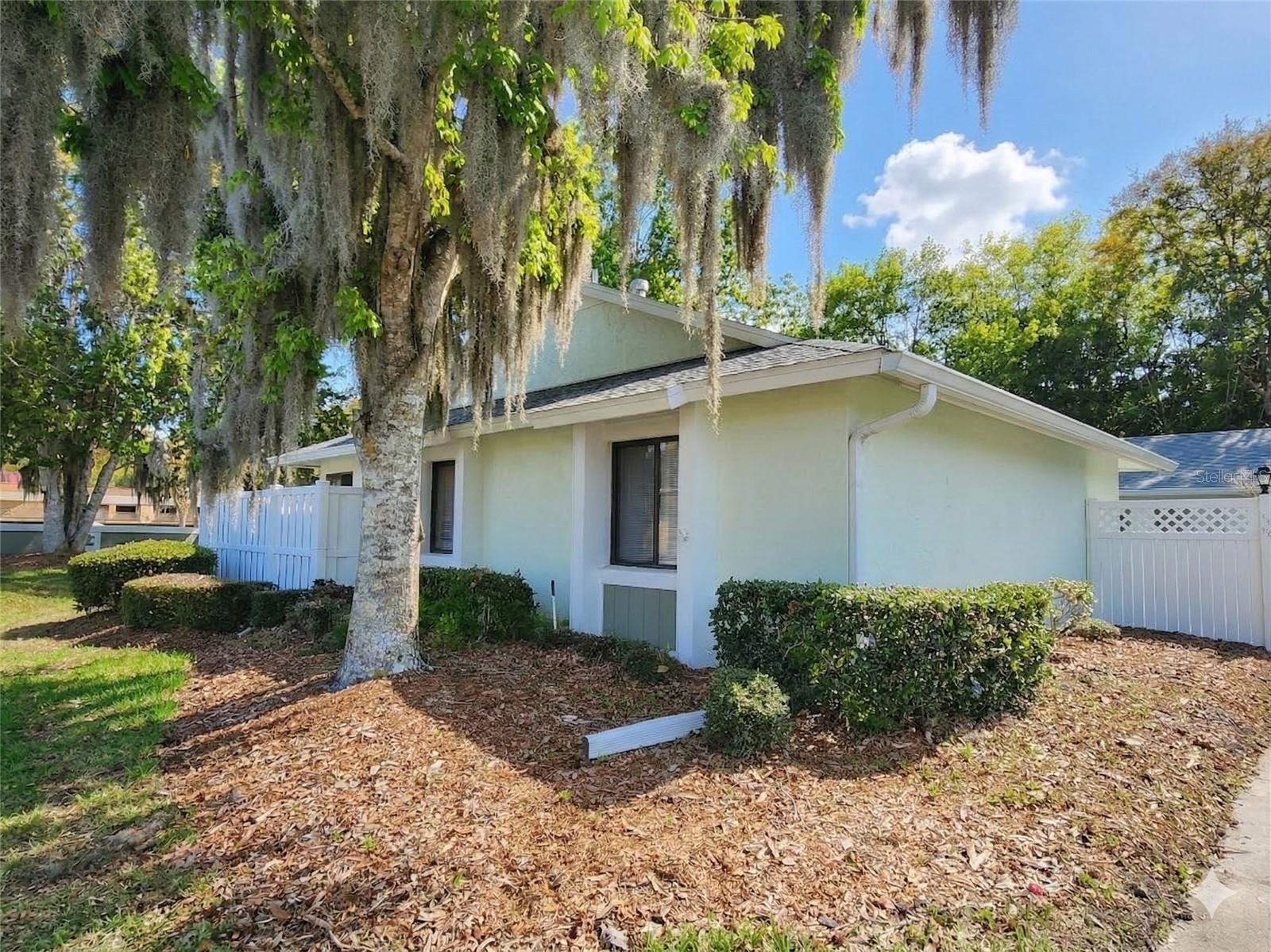 LAKE FOREST SUB - Residential